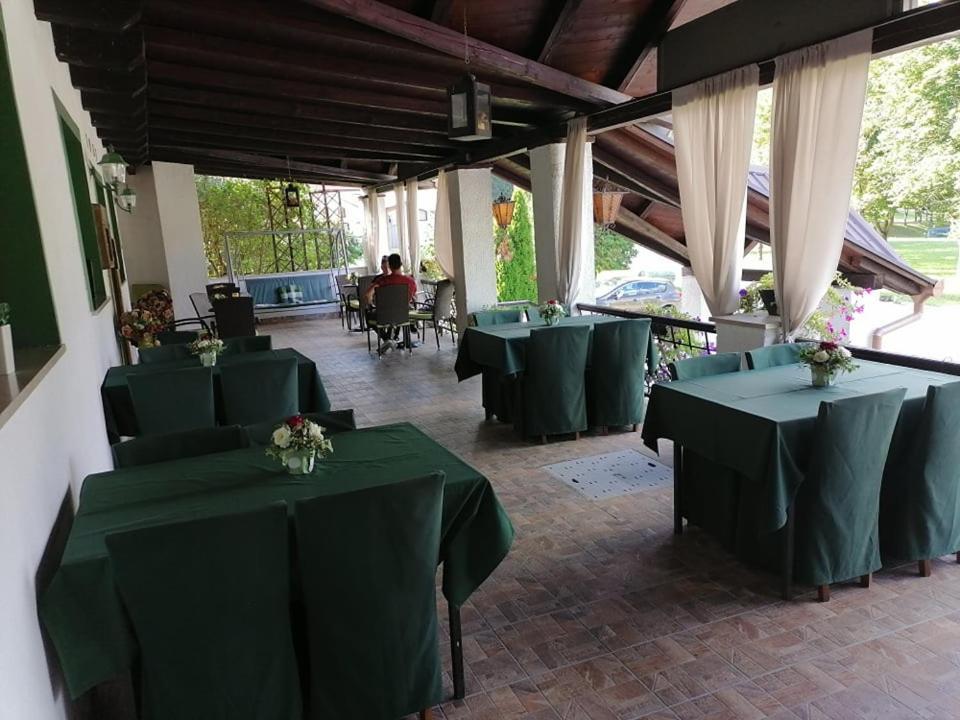 维罗维蒂察Sulentic Sobe I Restoran住宿加早餐旅馆 外观 照片