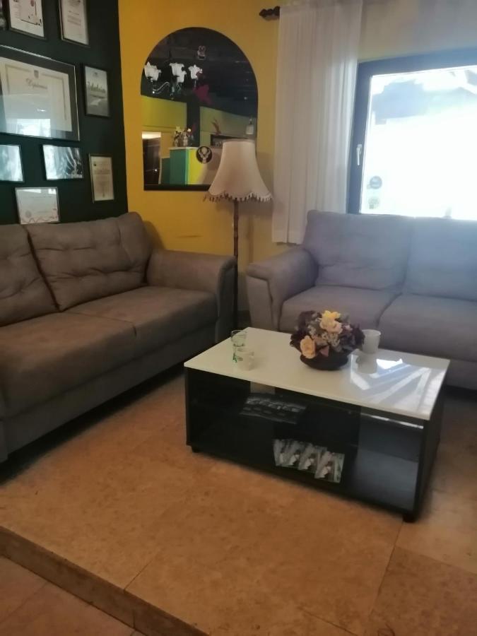 维罗维蒂察Sulentic Sobe I Restoran住宿加早餐旅馆 外观 照片