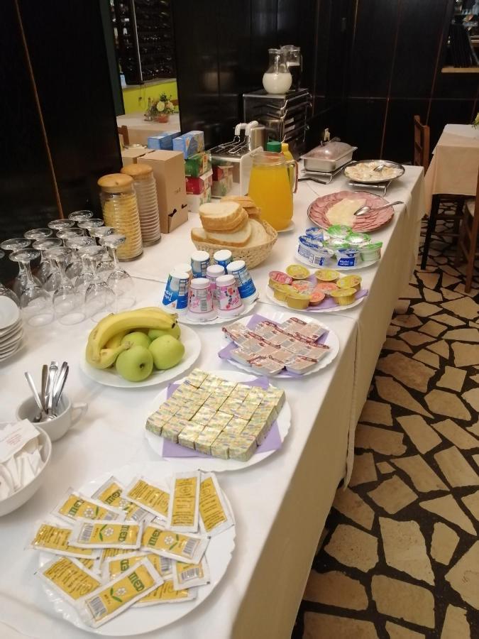 维罗维蒂察Sulentic Sobe I Restoran住宿加早餐旅馆 外观 照片